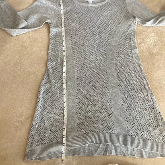 “Heart on your sleeve” Tunic Knit Sweater - Size S - Picture 9 of 12